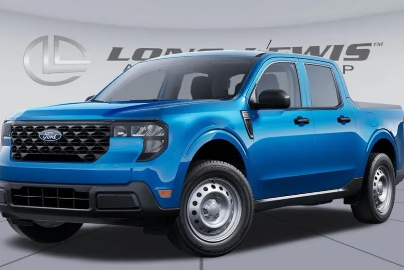 2025 Ford Maverick XL photo 1
