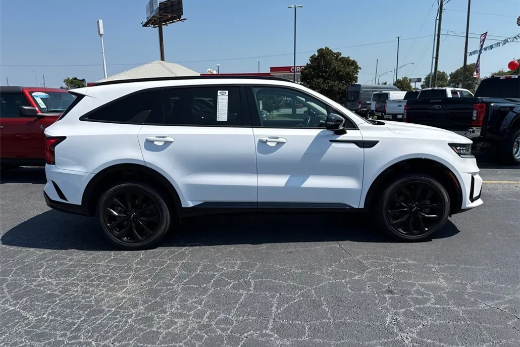 2023 Kia Sorento SX Prestige photo 1