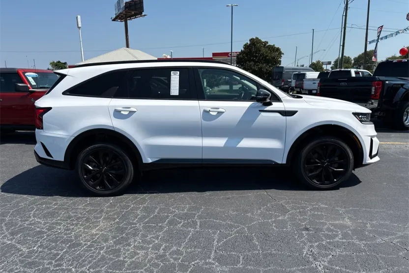 2023 Kia Sorento SX Prestige photo 1