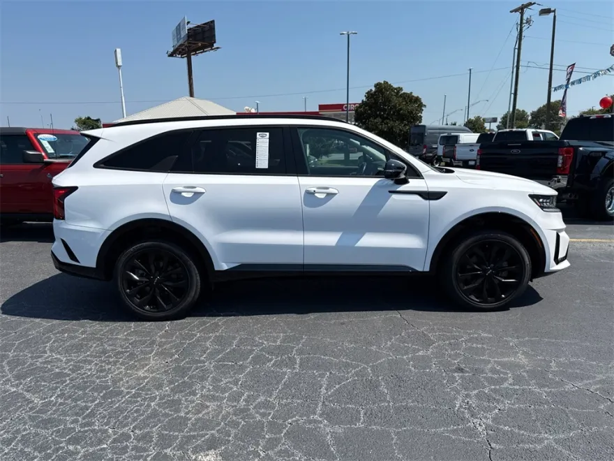 2023 Kia Sorento SX Prestige photo 1