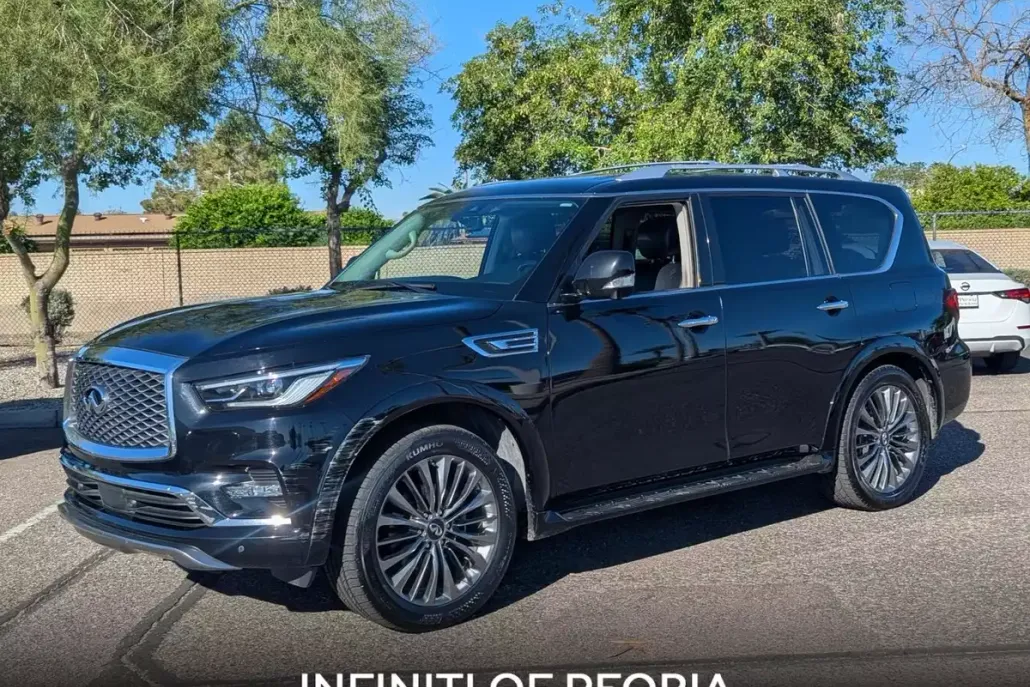 2020 Infiniti QX80 Luxe photo 1