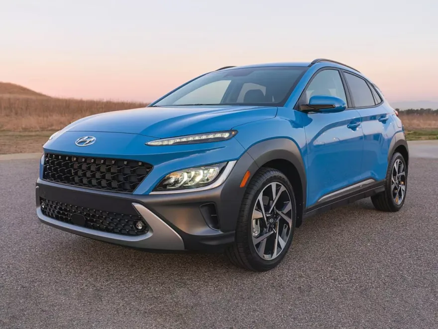 2023 Hyundai Kona SEL photo 1