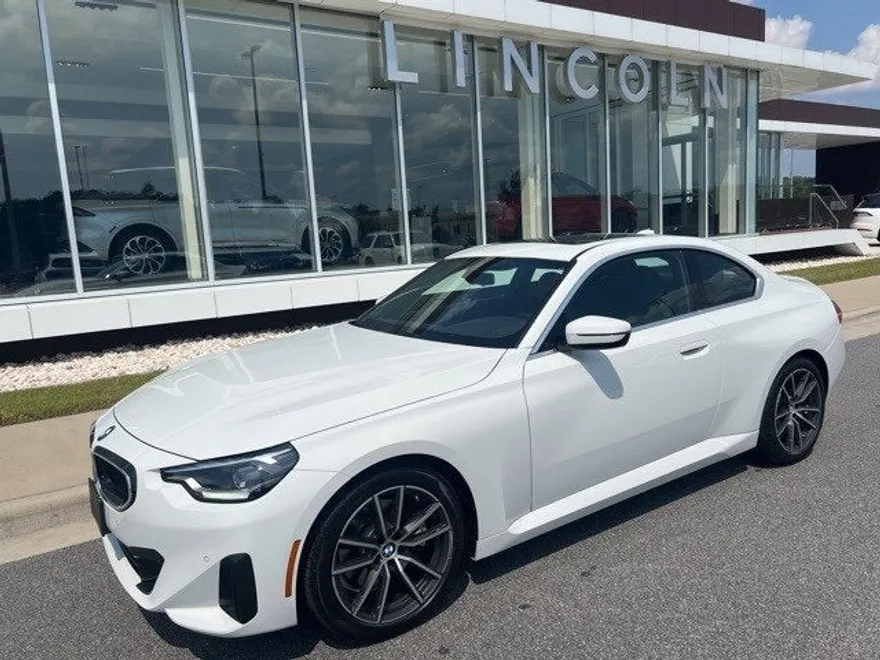 2022 Bmw 230i photo 1