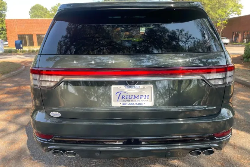 2023 Lincoln Aviator Grand Touring photo 1