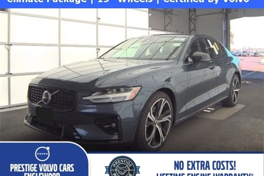 2025 Volvo S60 B5 Core photo 1