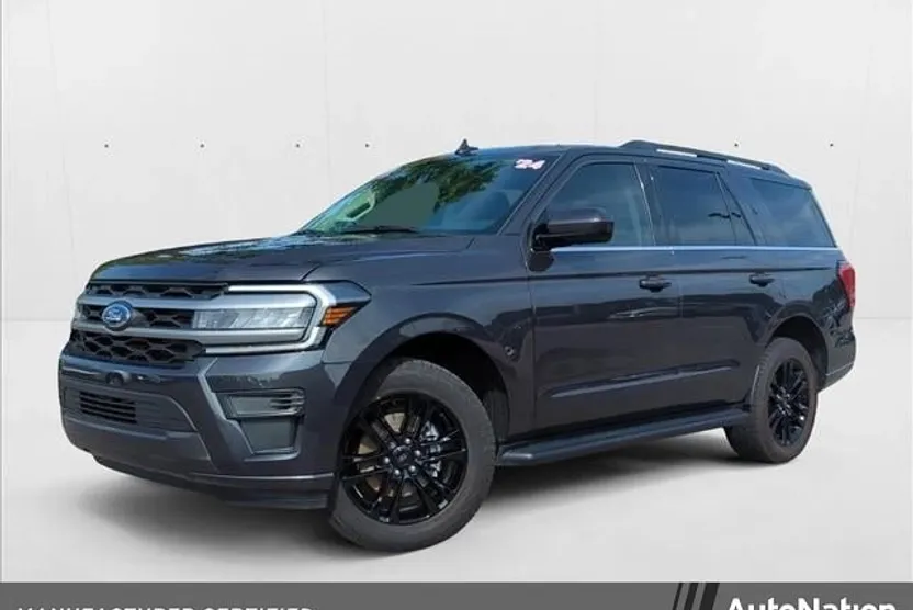 2024 Ford Expedition XLT photo 1