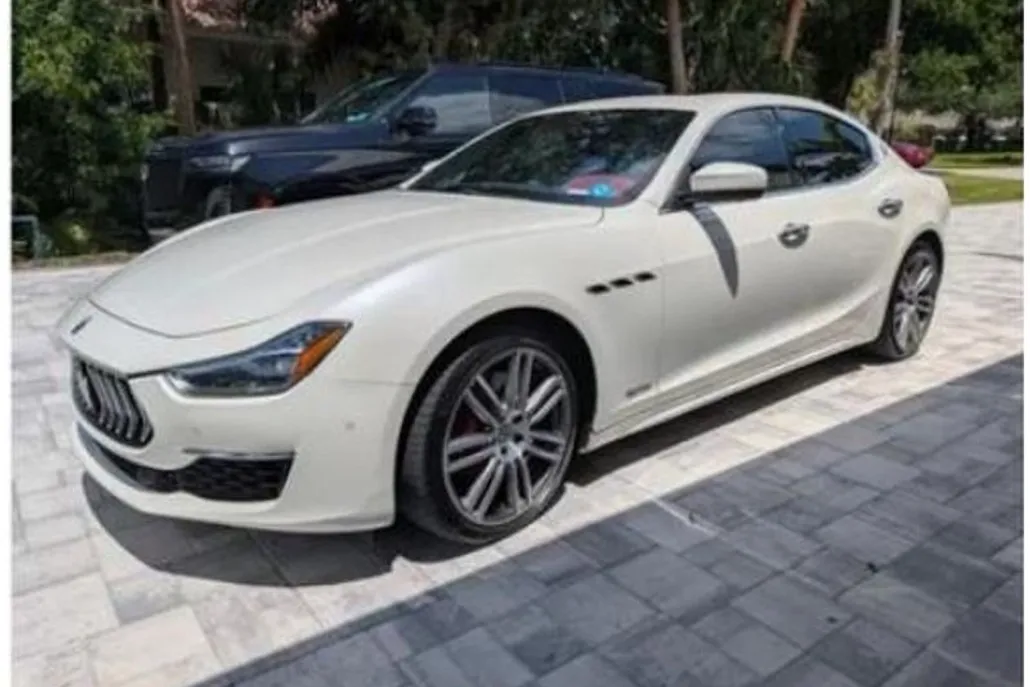 2021 Maserati Ghibli GranLusso photo 1