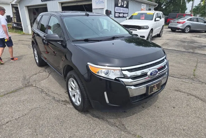 2013 Ford Edge SEL photo 1