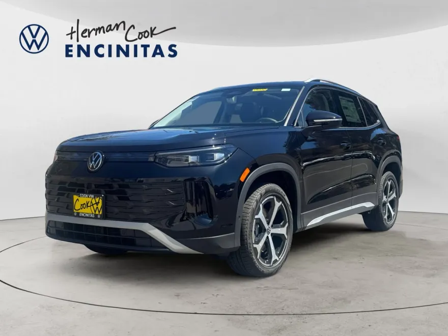 2025 Volkswagen Tiguan SE photo 1