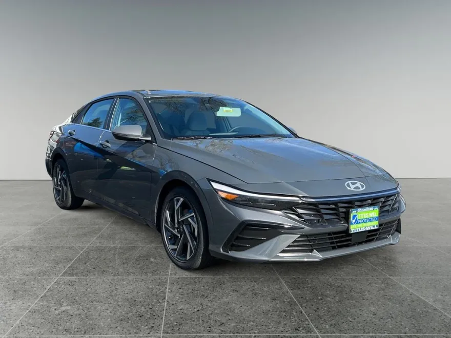 2025 Hyundai Elantra Hybrid Limited photo 1