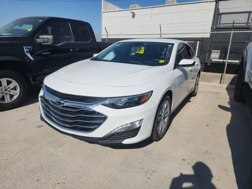 2023 Chevrolet Malibu 1LT photo 1