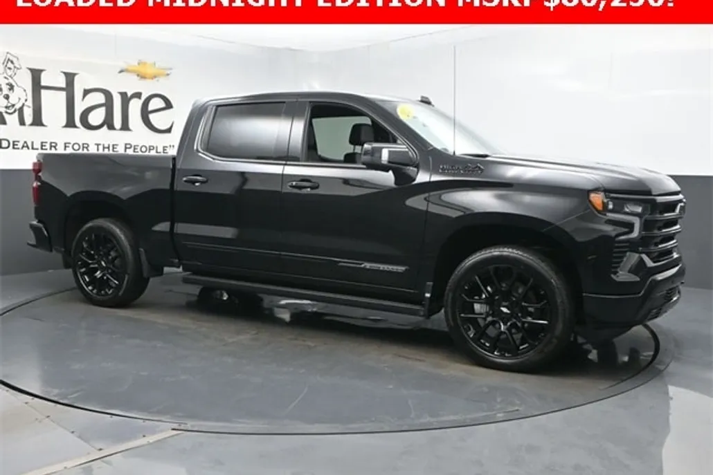 2024 Chevrolet Silverado 1500 High Country photo 1