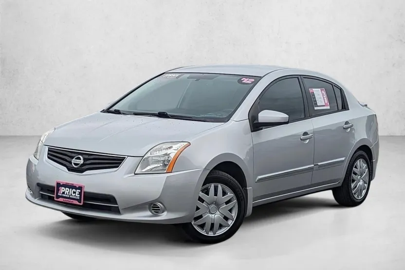 2012 Nissan Sentra 2.0 S photo 1