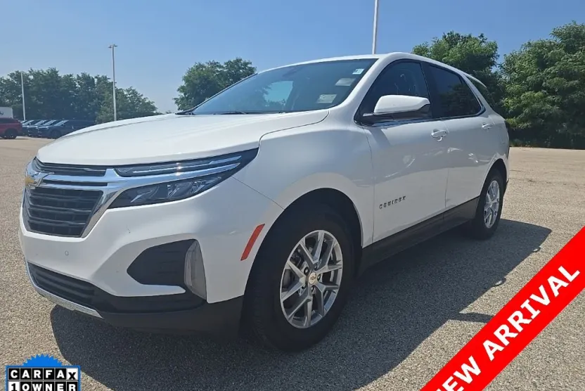 2022 Chevrolet Equinox LT photo 1