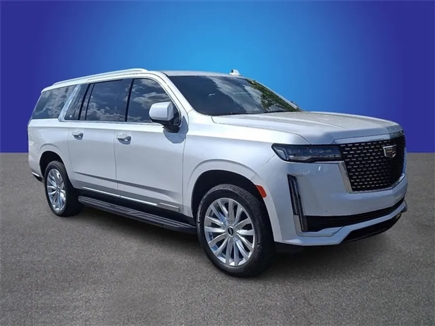 2024 Cadillac Escalade ESV Luxury photo 1