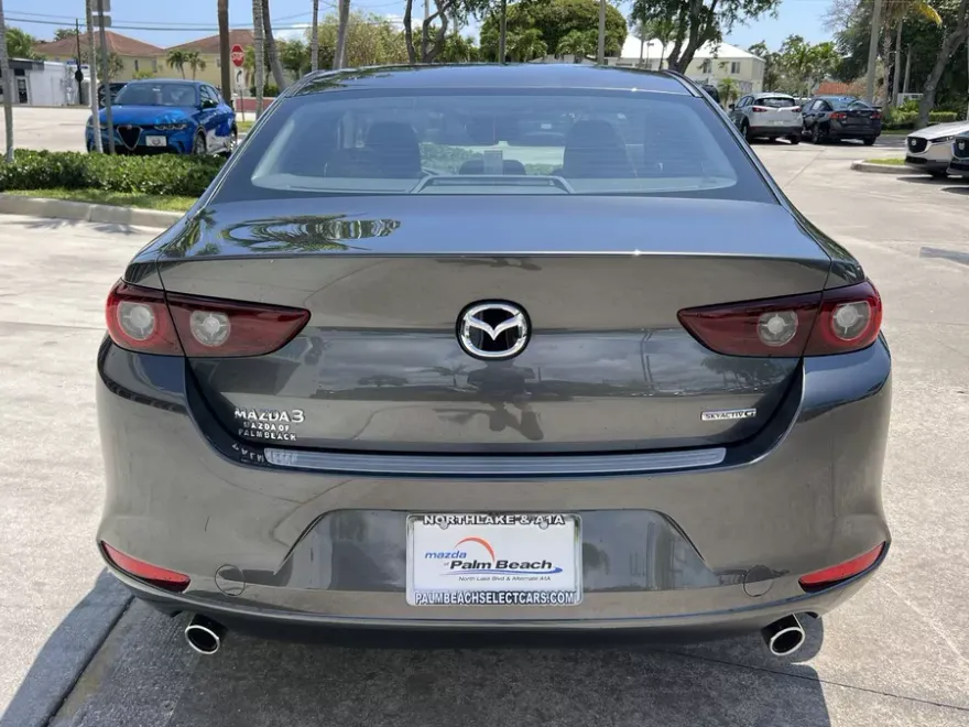 2025 Mazda Mazda3 Sedan 2.5 s Preferred photo 1