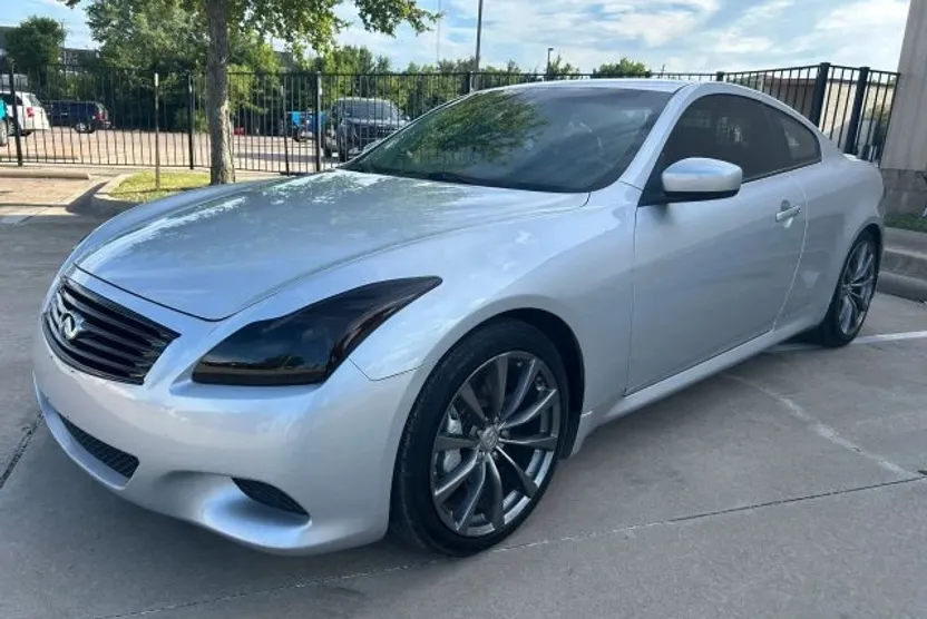 2009 Infiniti G37 Sport Coupe photo 1