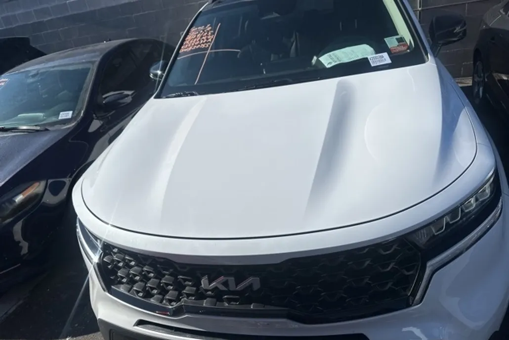 2022 Kia Sorento S photo 1