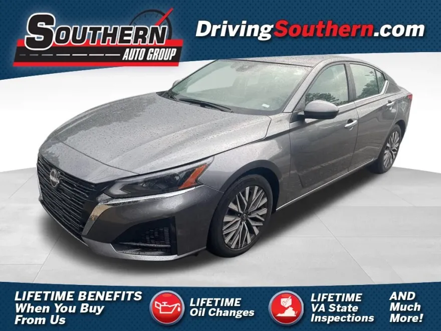 2023 Nissan Altima 2.5 SV photo 1