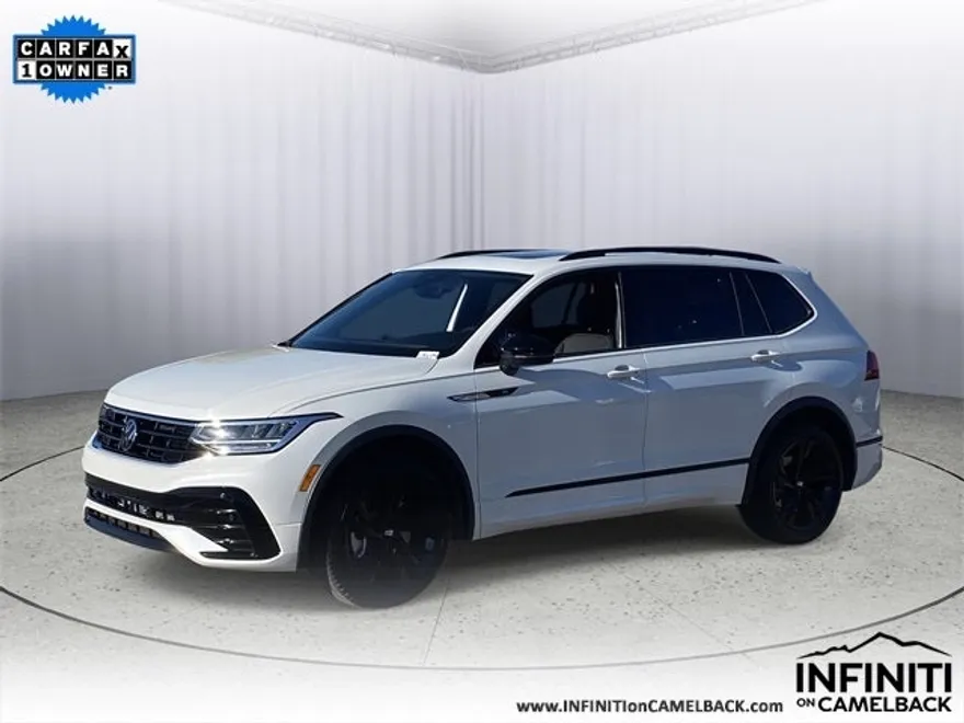 2024 Volkswagen Tiguan SE R-Line Black photo 1