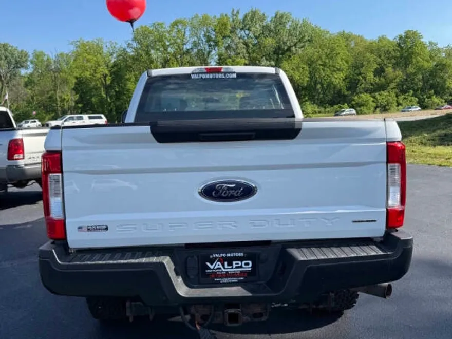 2017 Ford F-250 XL photo 1