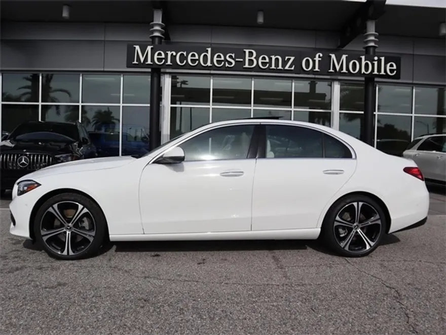 2024 Mercedes Benz C 300 photo 1