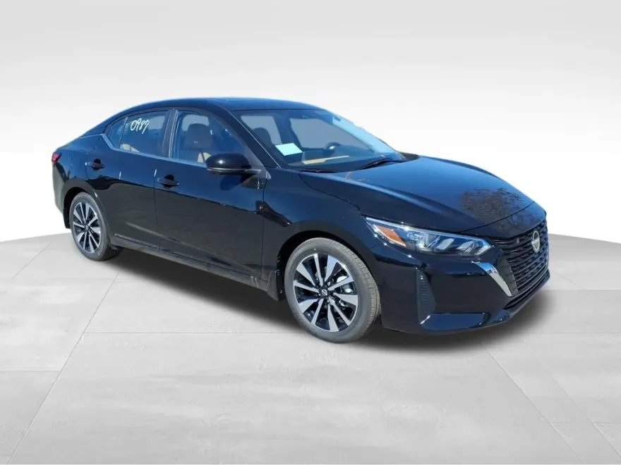 2025 Nissan Sentra SV photo 1