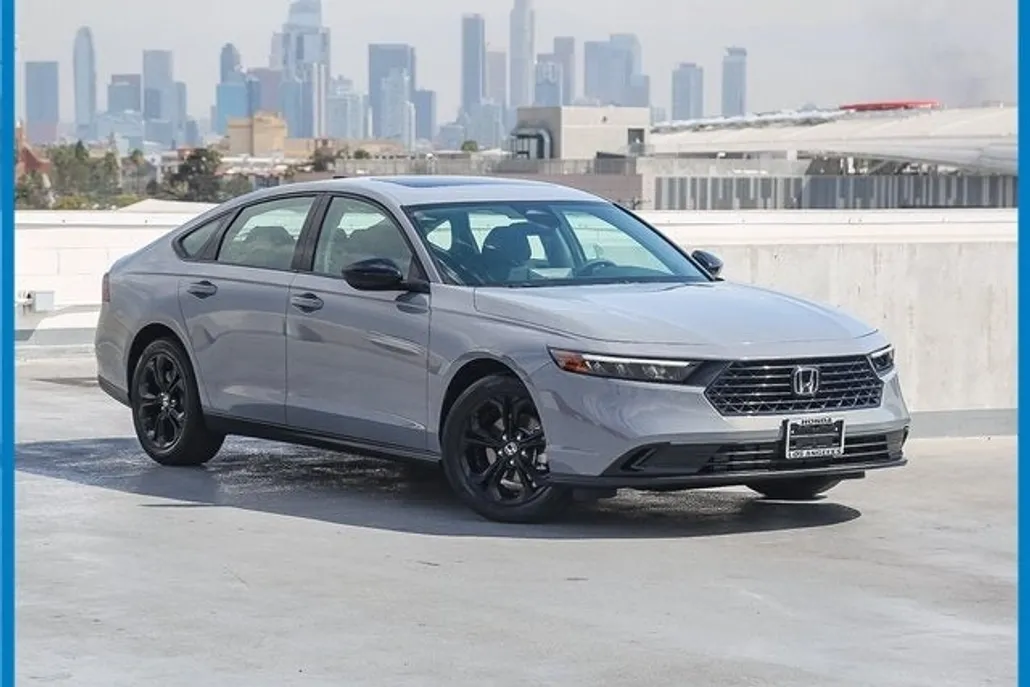 2025 Honda Accord SE photo 1