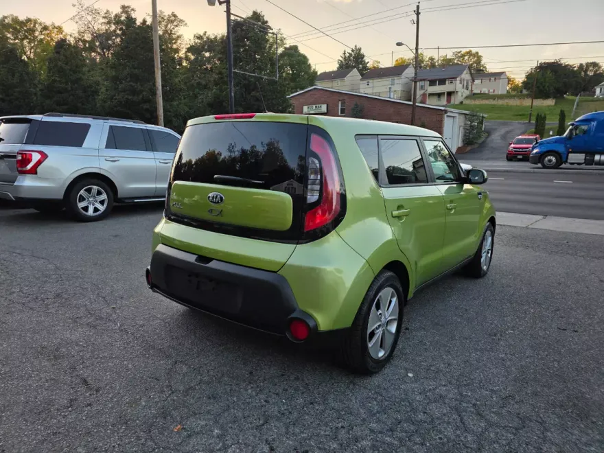 2015 Kia Soul Base photo 1