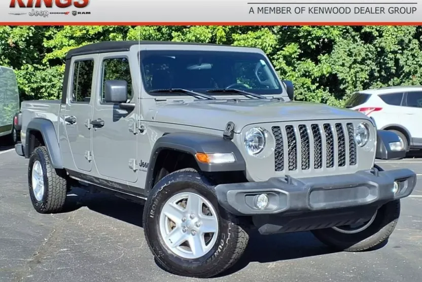 2020 Jeep Gladiator Sport photo 1
