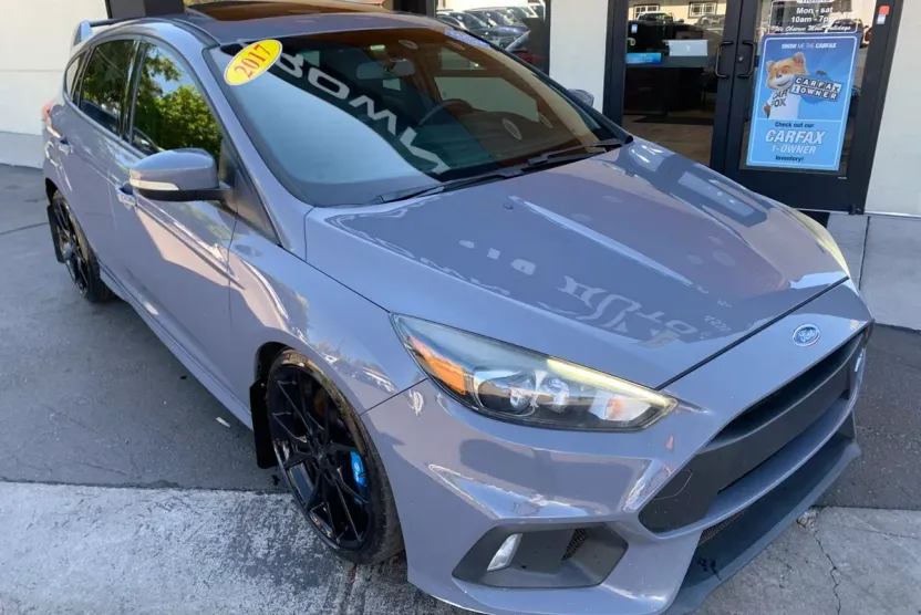 2017 Ford Focus RS photo 1