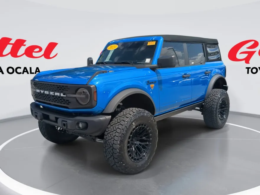 2023 Ford Bronco Badlands photo 1