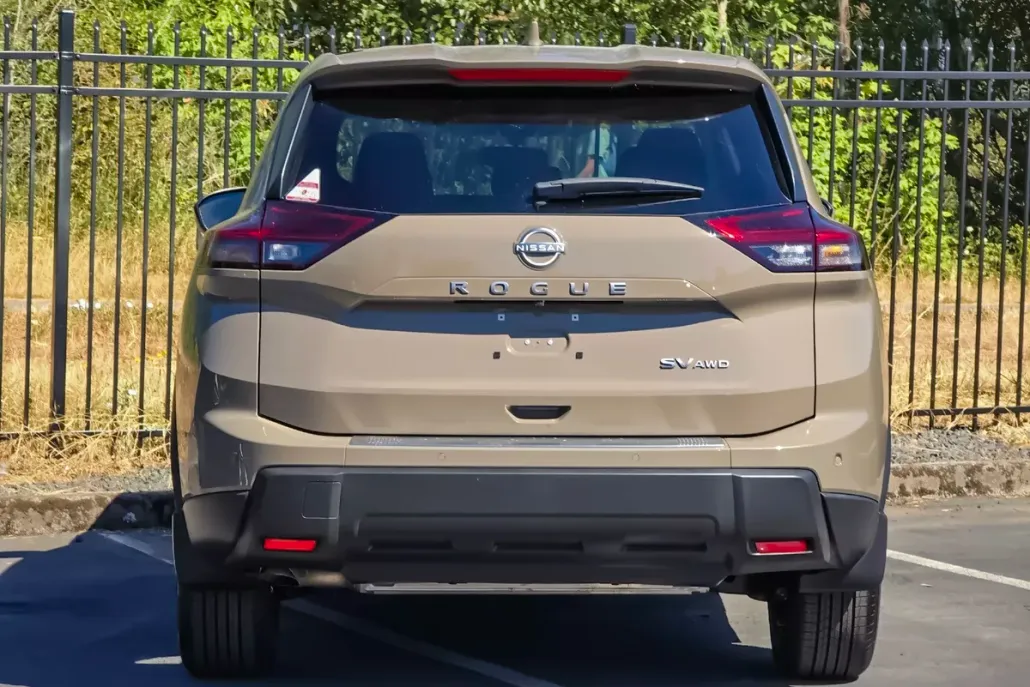 2024 Nissan Rogue SV photo 1