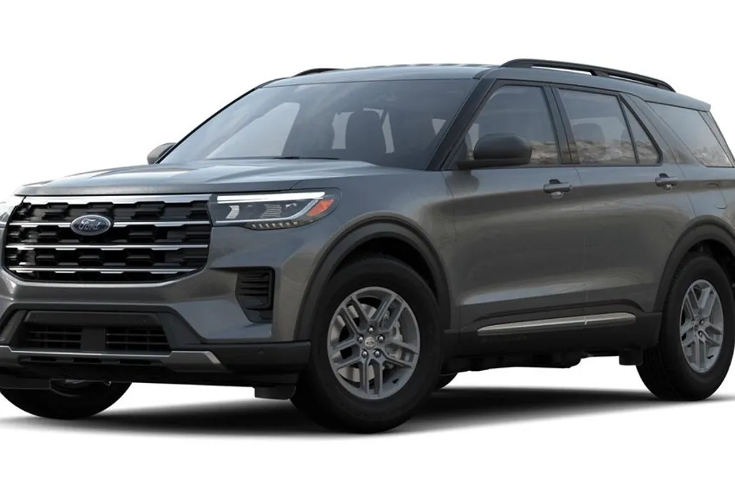 2025 Ford Explorer photo 1