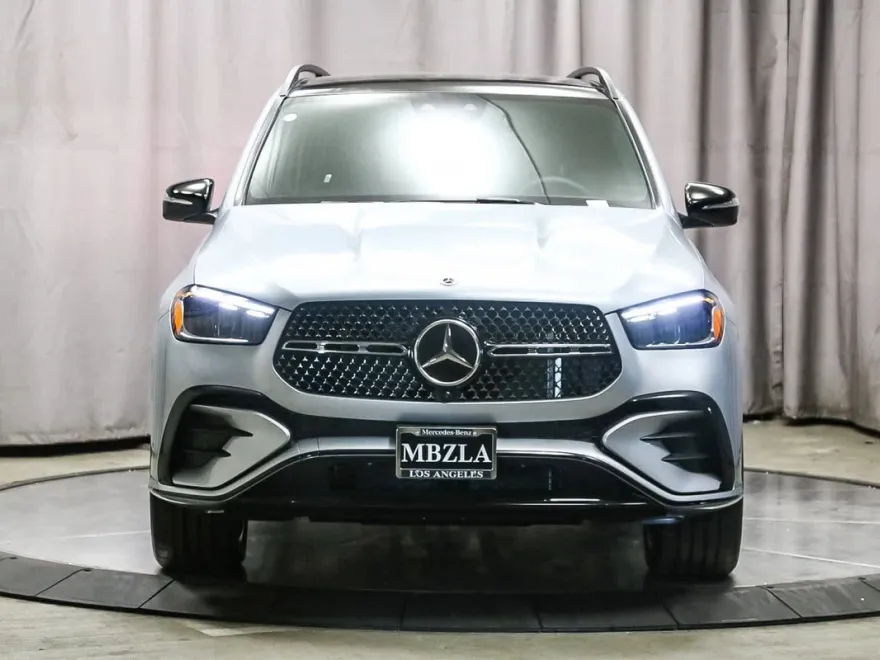 2025 Mercedes Benz GLE 580 4MATIC photo 1