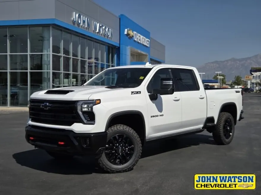 2025 Chevrolet Silverado 3500HD LTZ photo 1