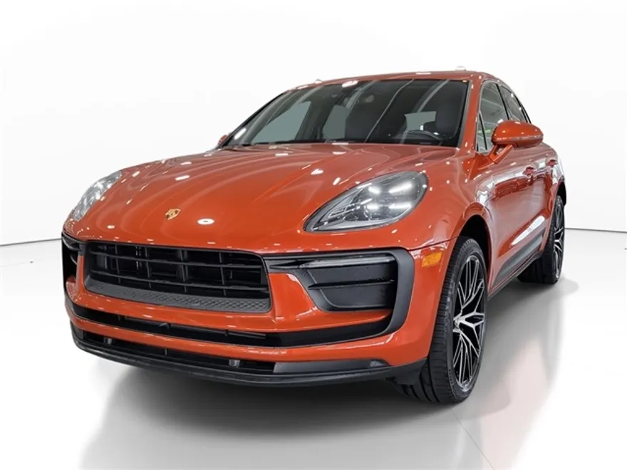2022 Porsche Macan Base photo 1