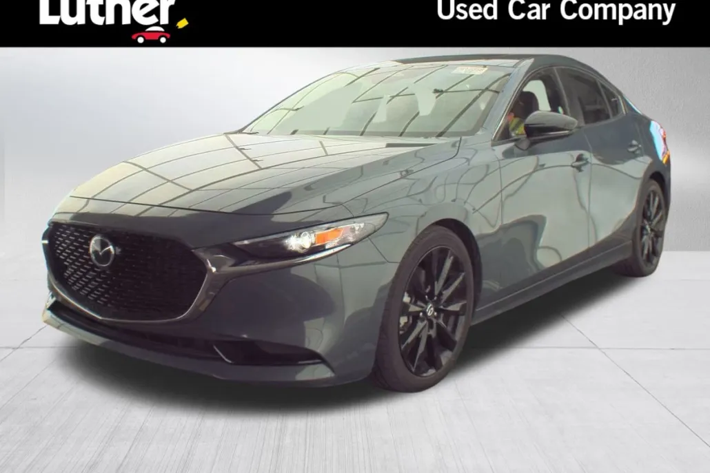 2024 Mazda Mazda3 2.5 s Carbon photo 1