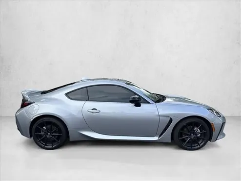 2024 Toyota GR86 Premium photo 4