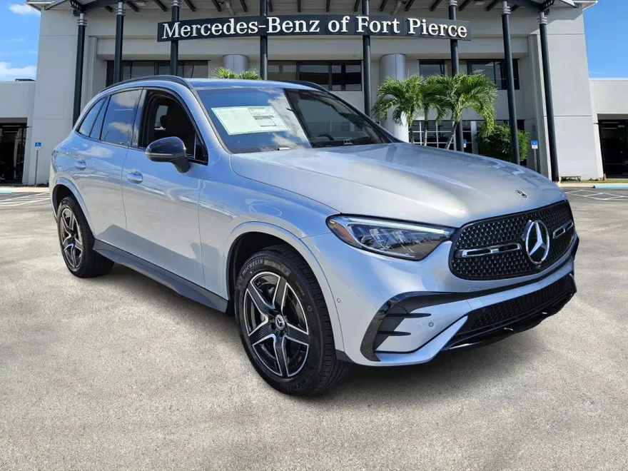2025 Mercedes Benz GLC 300 photo 1