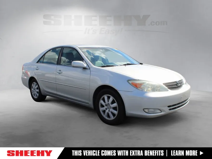 2003 Toyota Camry XLE photo 1