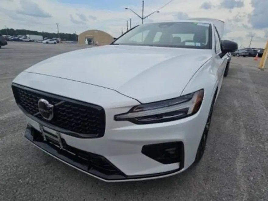 2024 Volvo S60 B5 Core photo 1