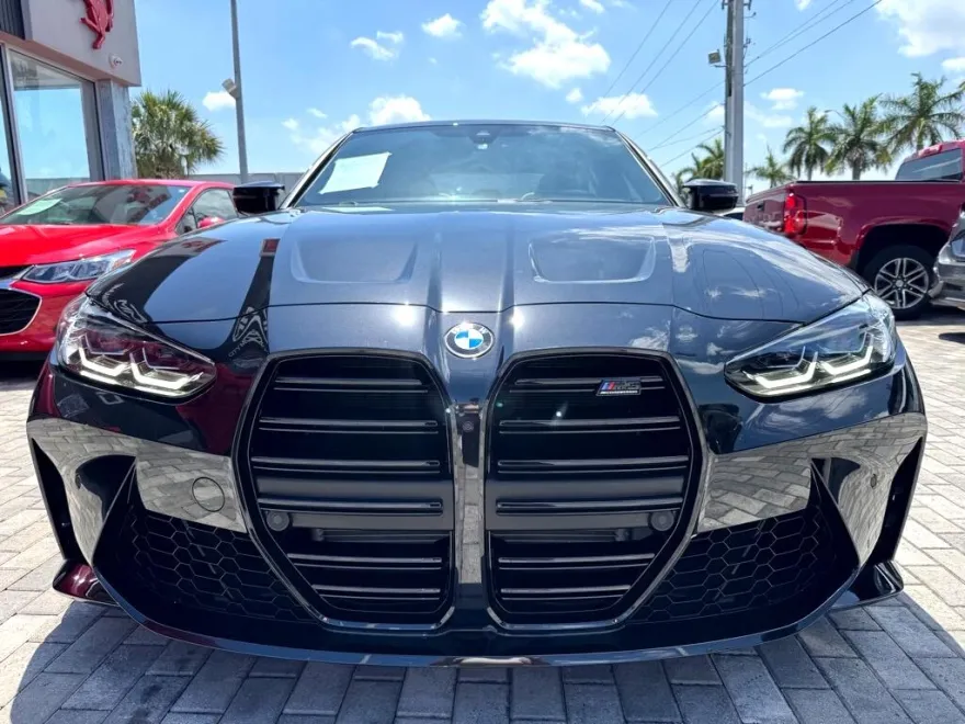 2024 Bmw M3 3 Sedan photo 2
