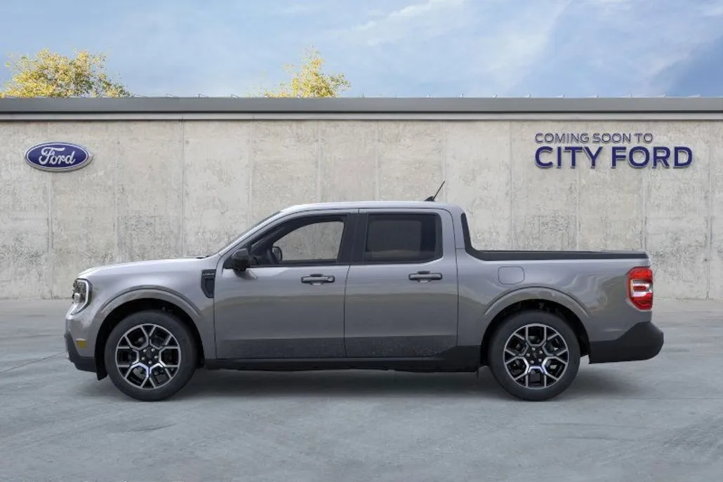 2025 Ford Maverick Lariat photo 1