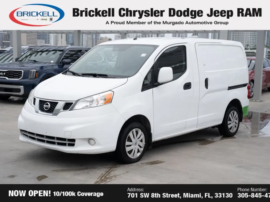 2019 Nissan NV200 SV photo 1