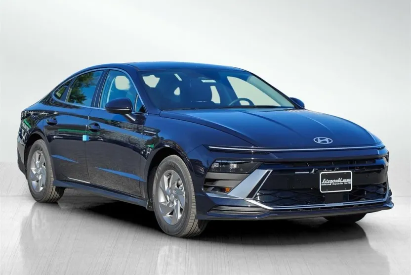 2026 Hyundai Sonata SE photo 1