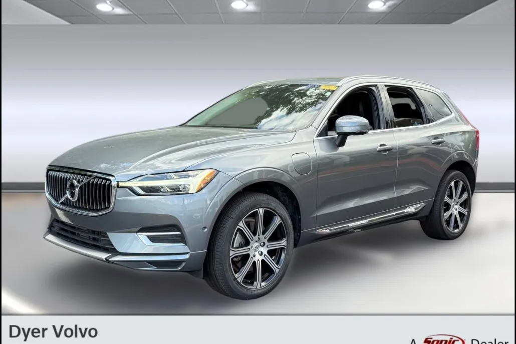 2021 Volvo XC60 Recharge Hybrid T8 Inscription photo 1