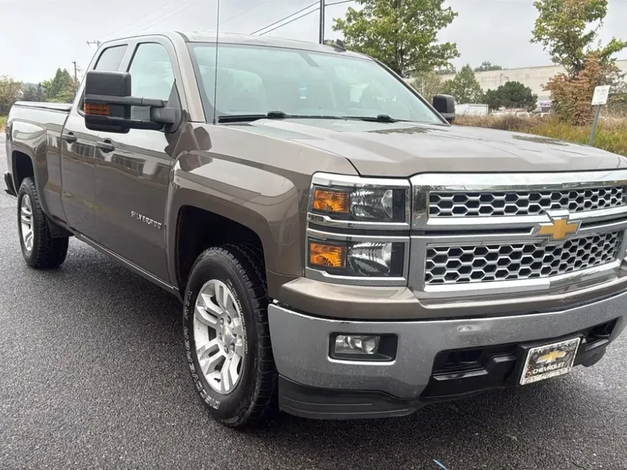 2014 Chevrolet Silverado 1500 LT photo 1