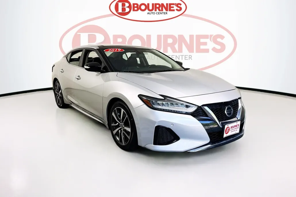 2019 Nissan Maxima SL photo 1