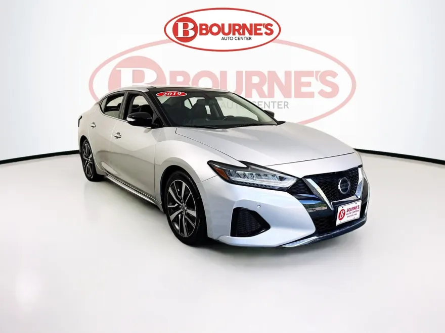 2019 Nissan Maxima SL photo 1